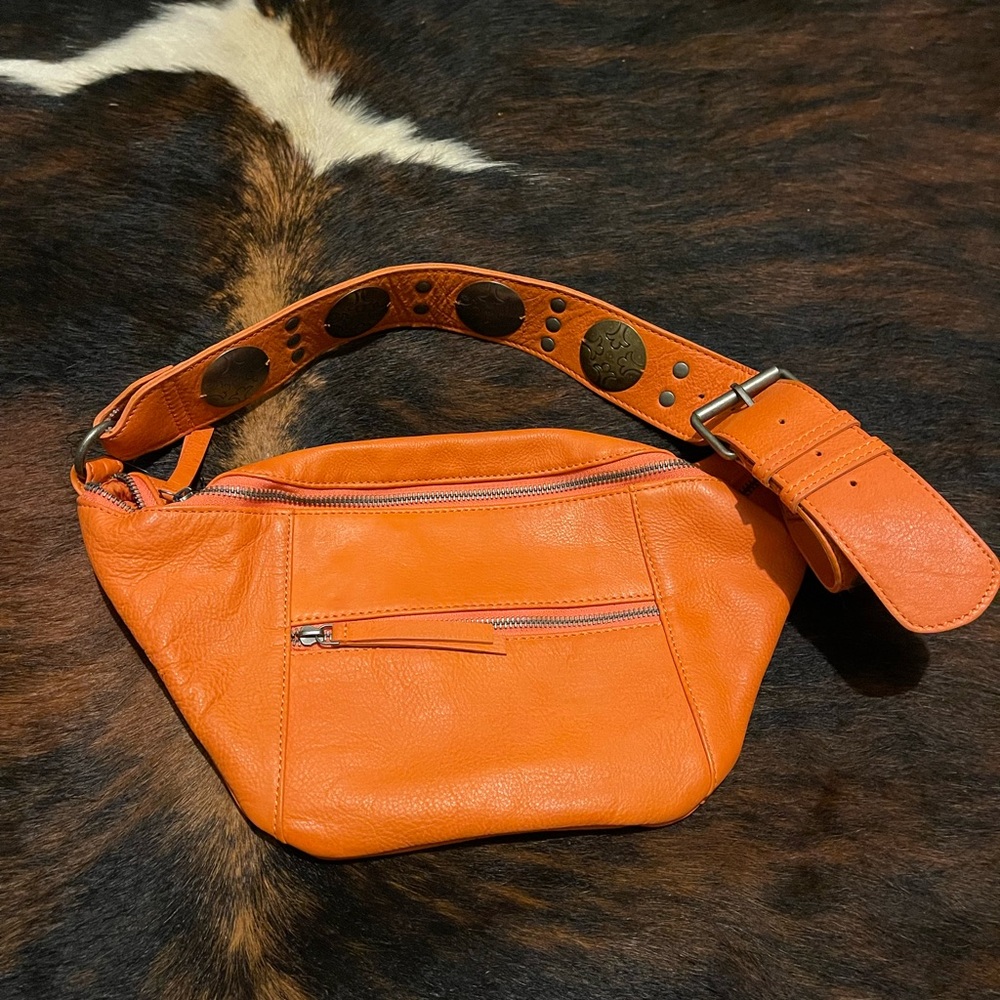 NWOT Free People cross bag